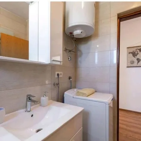 Ferienhaus Luana Maslenica