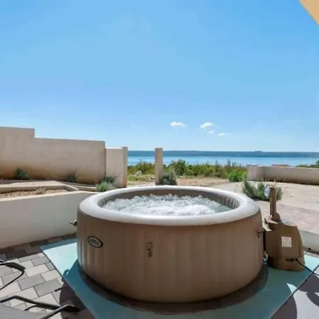 Luana Holiday home