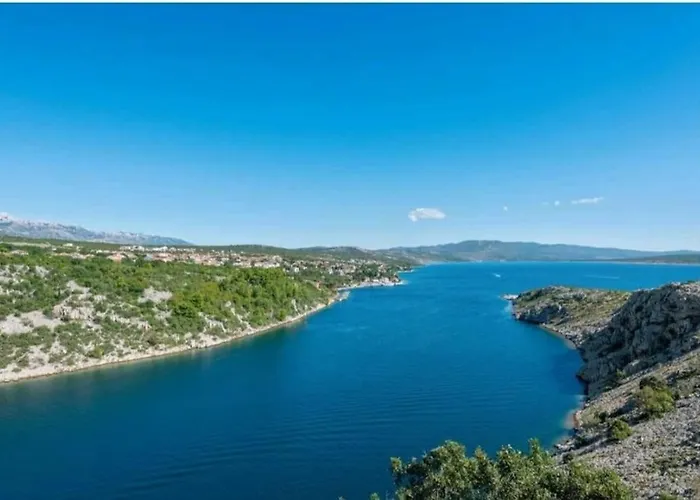 Luana * Maslenica
